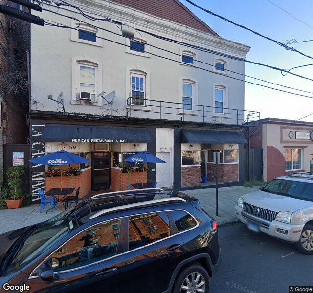 La Casa Mania Mexican Street Food & Bar — Mexican restaurant in Middletown