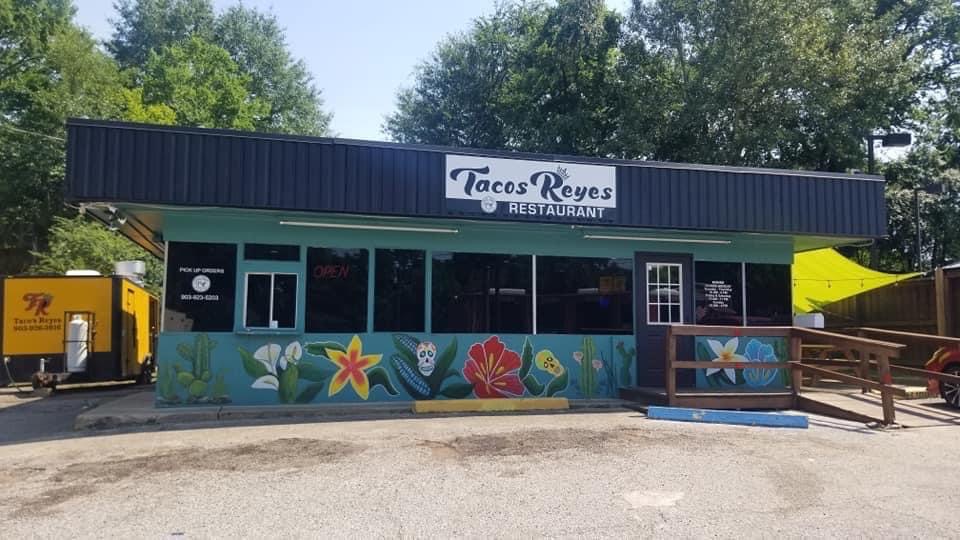 Tacos Reyes